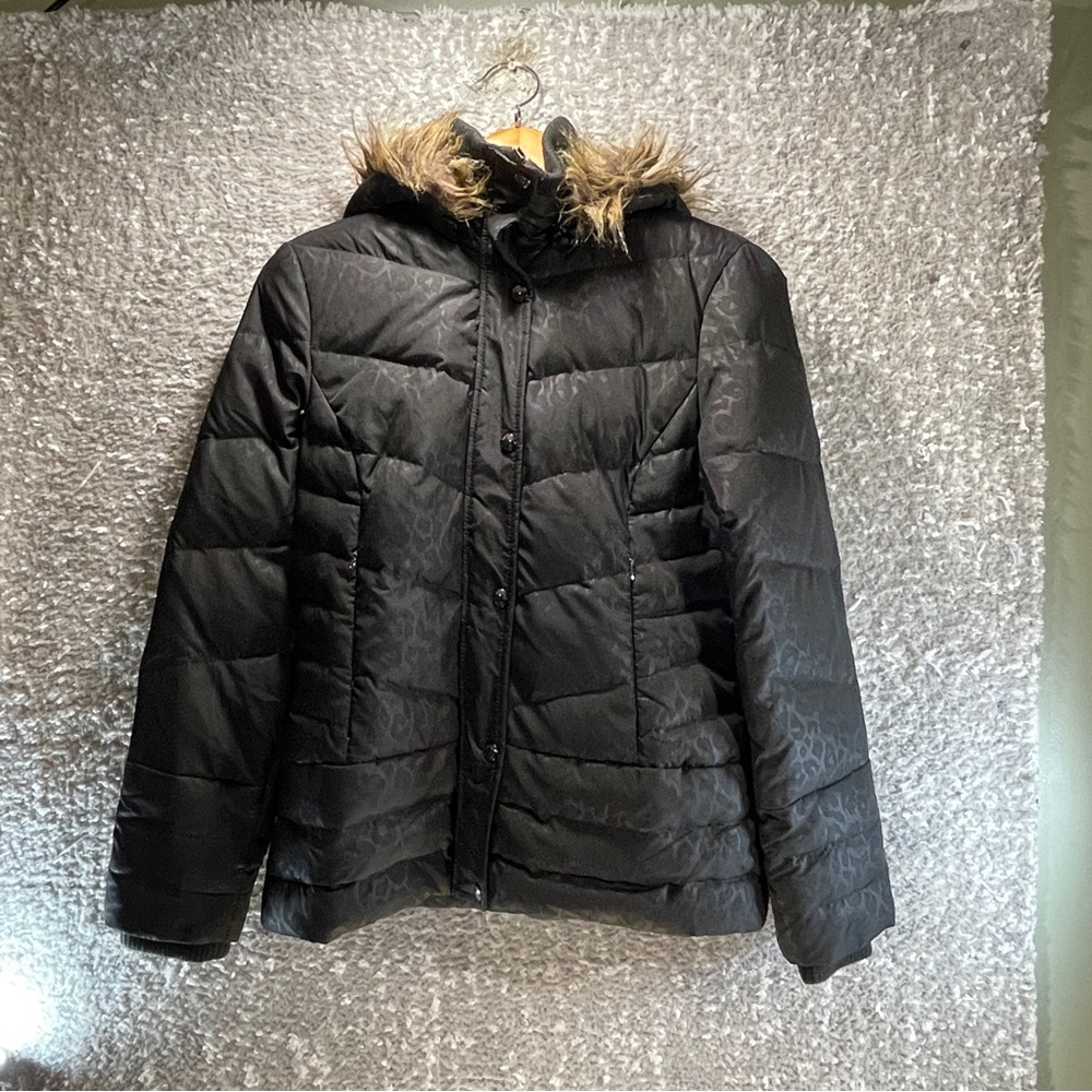 Guess Women’s Down Puffer Bomber Jacket Small Fur Hood Black‎